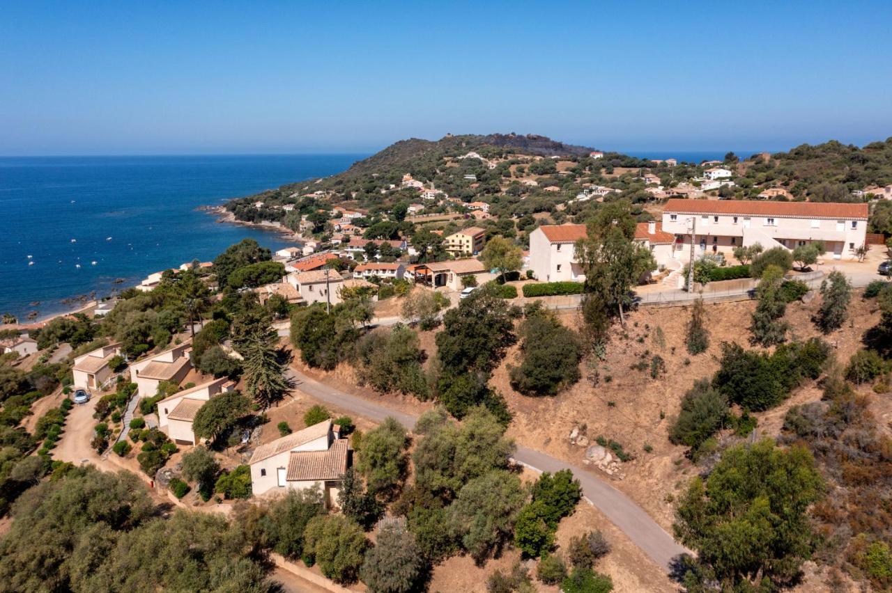 Residence Roc E Mare Tiuccia Buitenkant foto