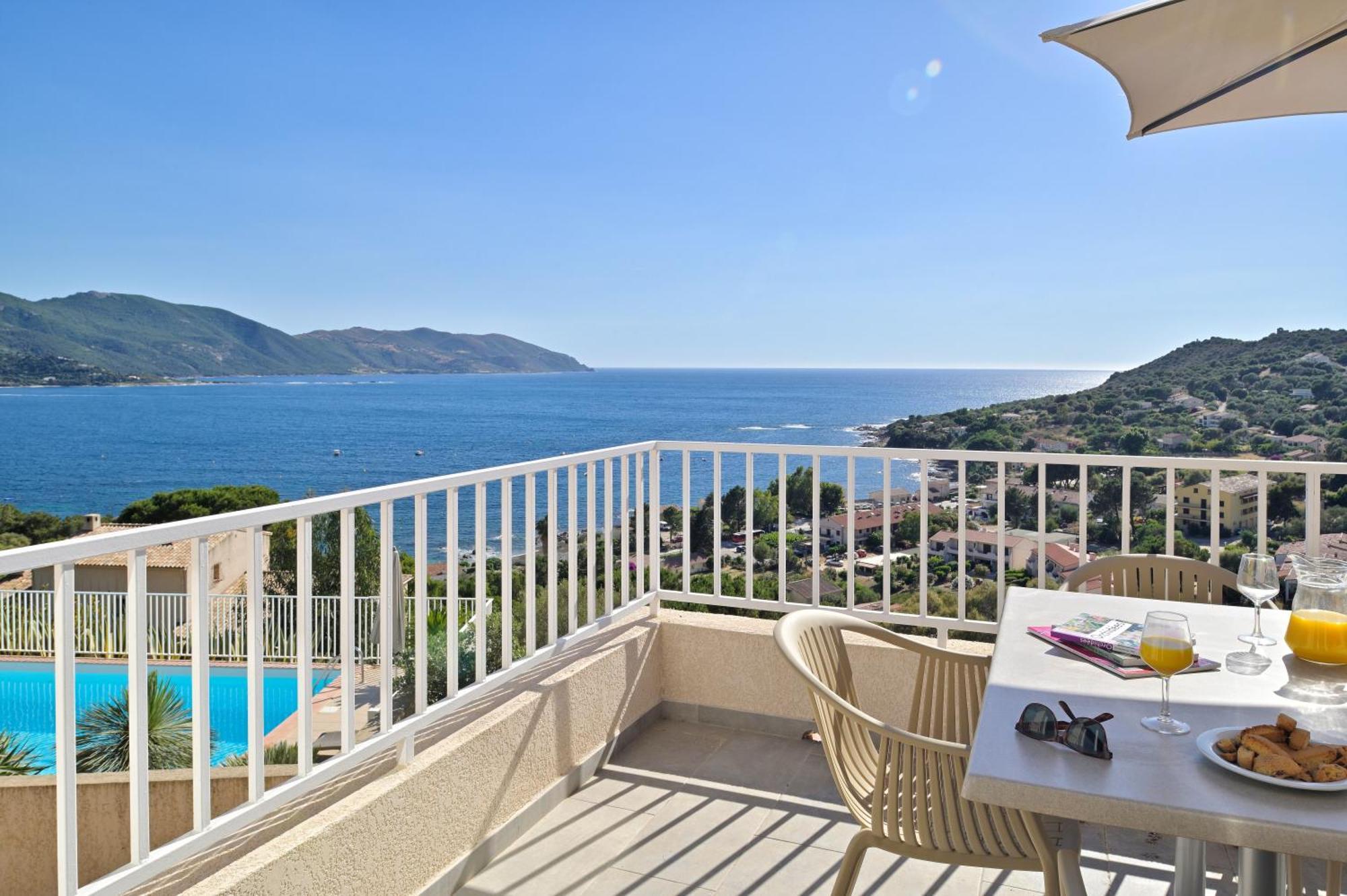 Residence Roc E Mare Tiuccia Buitenkant foto